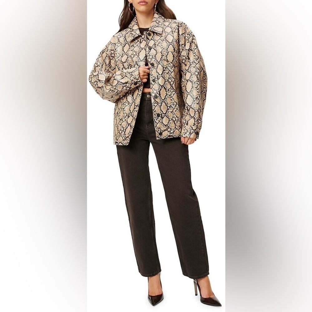 GOOD AMERICAN Oversized Faux Python Trucker Jacket - Picture 6 of 8